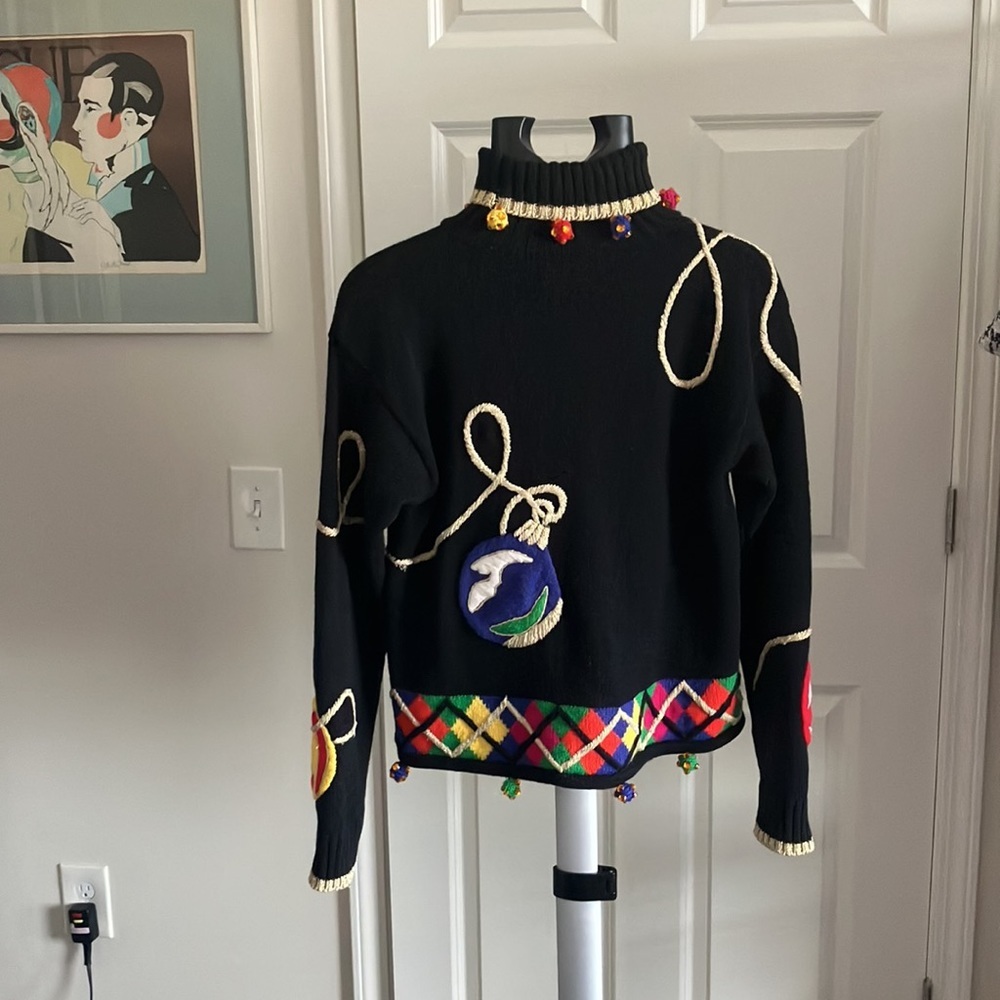 Lisa Nichols Vintage novelty Christmas sweater M Black knit colorful ornaments - Picture 8 of 10